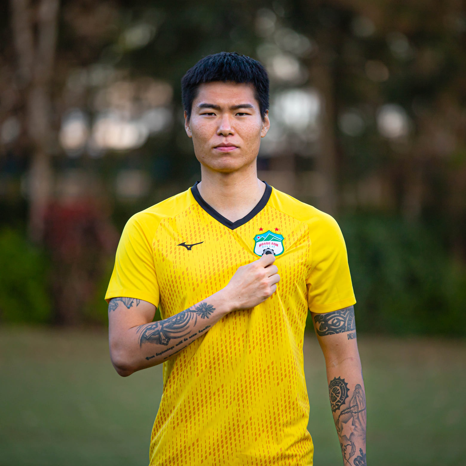 Trung vệ Kim Dong Su đã đồng ý tái ký hợp đồng với CLB Hoàng Anh Gia Lai