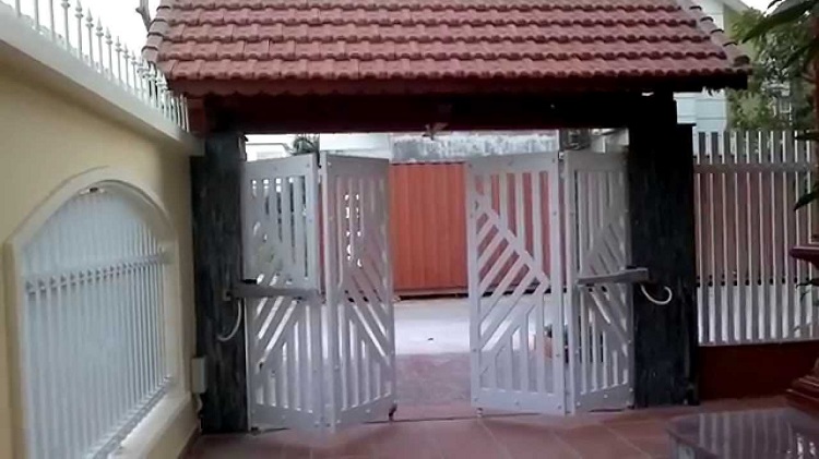 Theo quan niệm phong thủy, cổng nhà nên mở ra ngoài